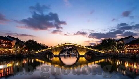 亚州一区二区-探索亚洲区域发展的独特视角，一区与二区的并进之路